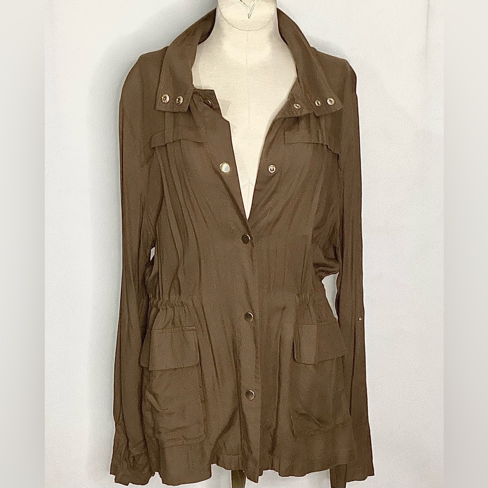 Love Tree Utility Jacket in Brown Lightweight